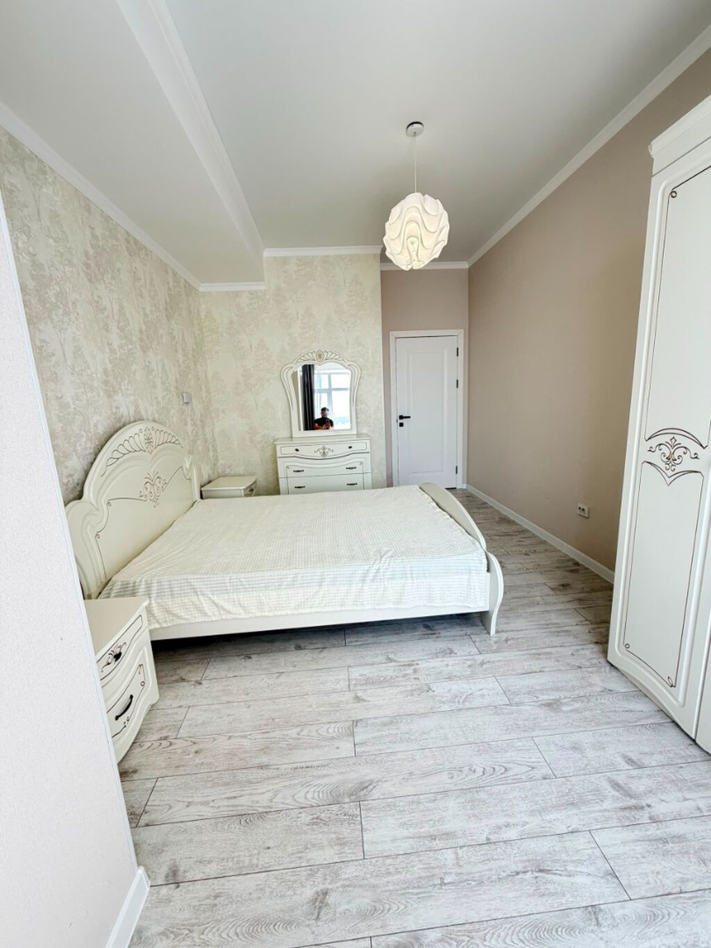 3 комнаты, 84 м², Тунгуч мкр Элитка, 12 этаж, Евроремонт: фото 1
