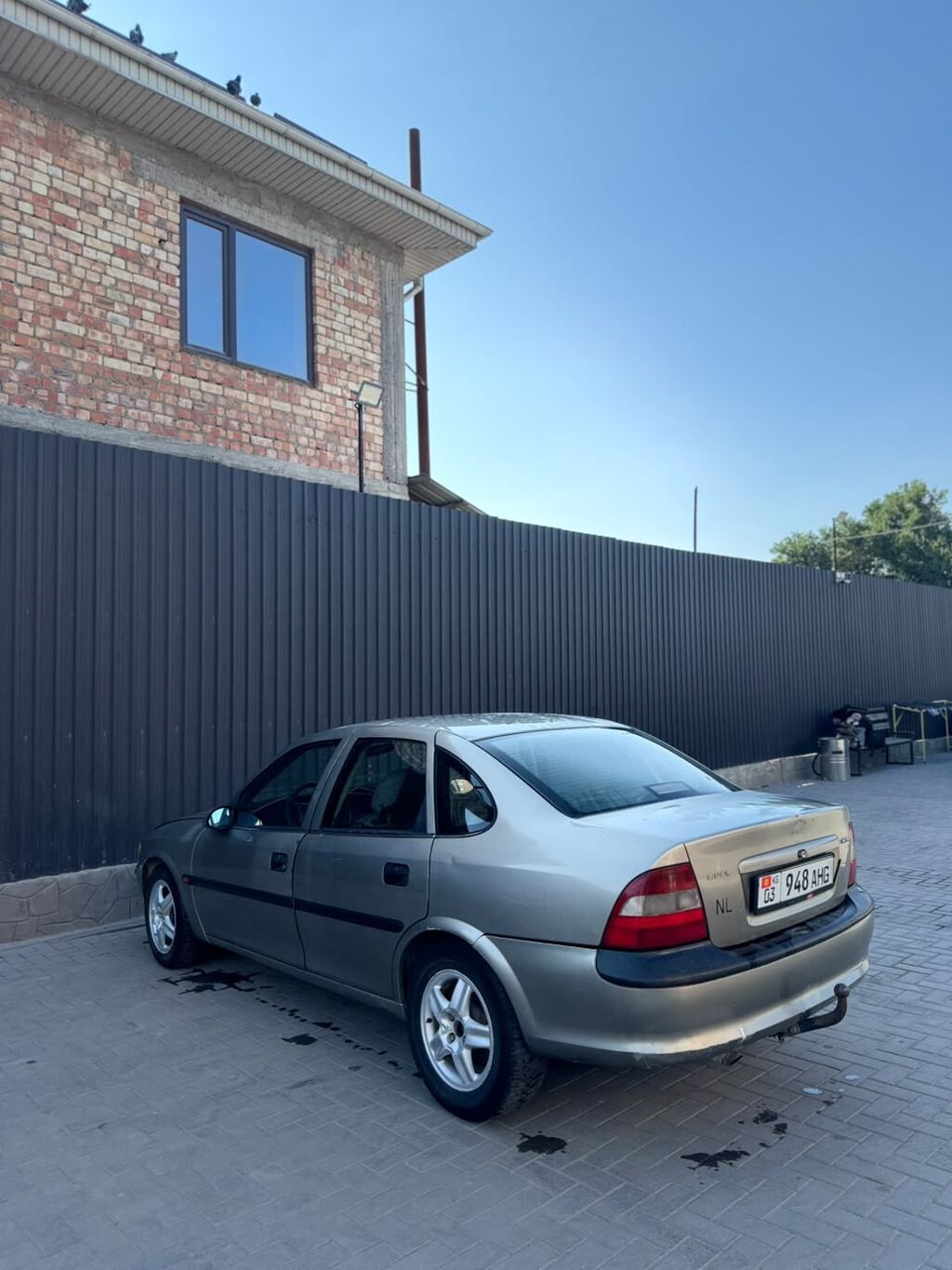 Opel Vectra: 1997 г., 1.6 л, Механика, Бензин, Седан: фото 4