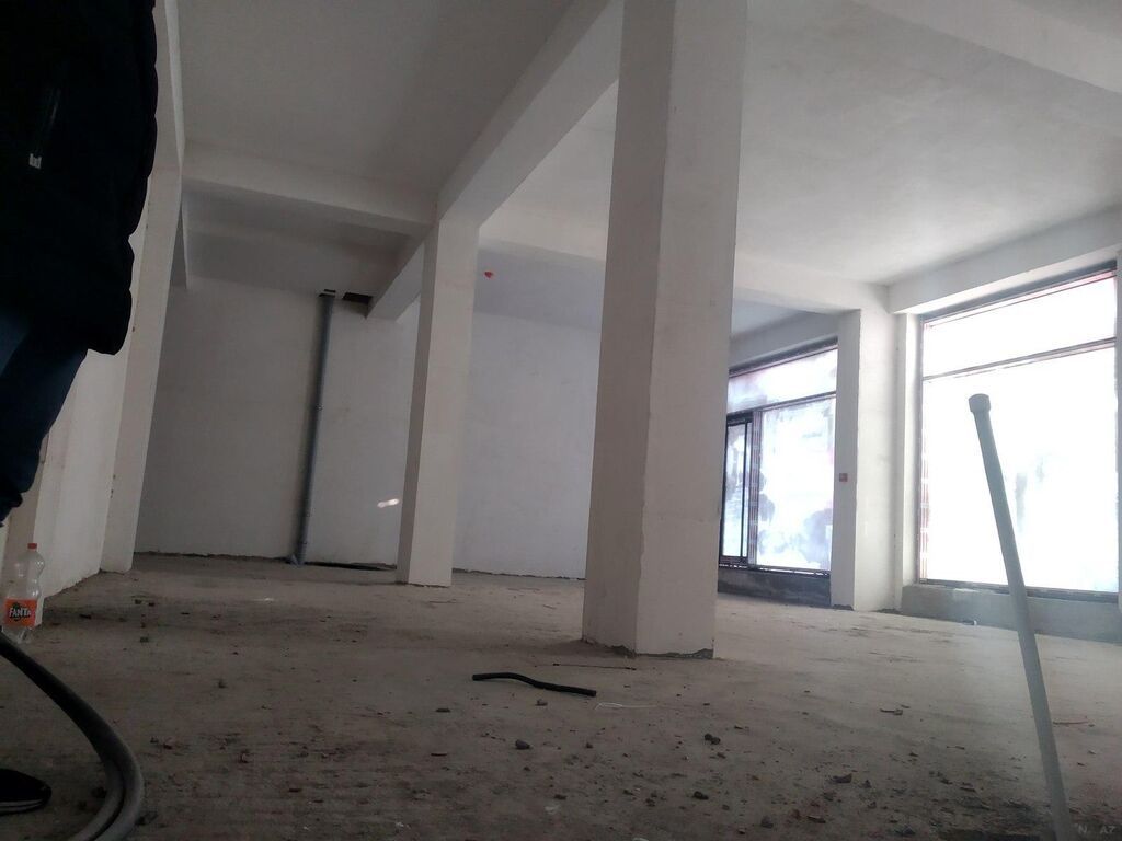 Obyekt satılır, Bakı