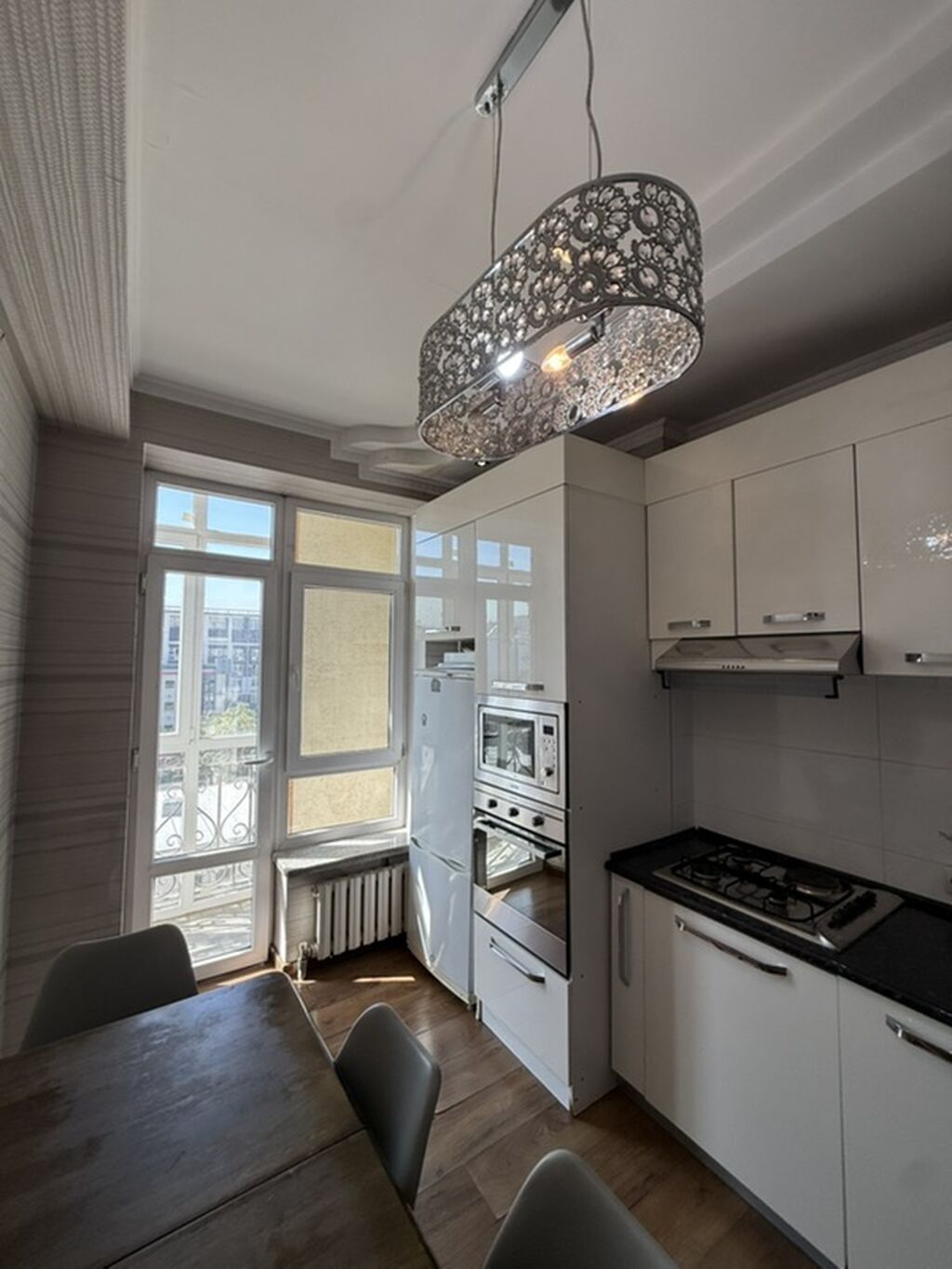 3 комнаты, 95 м², Элитка, 5 этаж, Косметический ремонт: фото 8