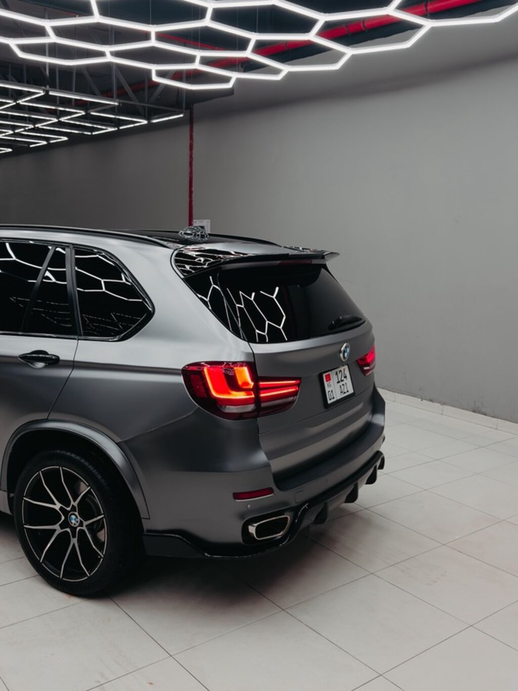 BMW X5: 2017 г., 0.3 л, Автомат, Бензин, Кроссовер: фото 2