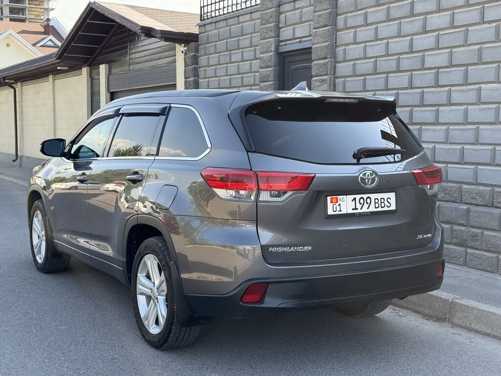 Toyota Highlander: 2017 г., 3.5 л, Автомат, Бензин, Кроссовер: фото 3