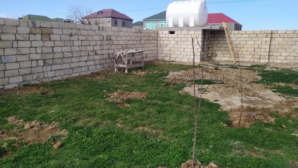 Mehdiabad 4 otaqlı, 175 kv. m, Təmirsiz