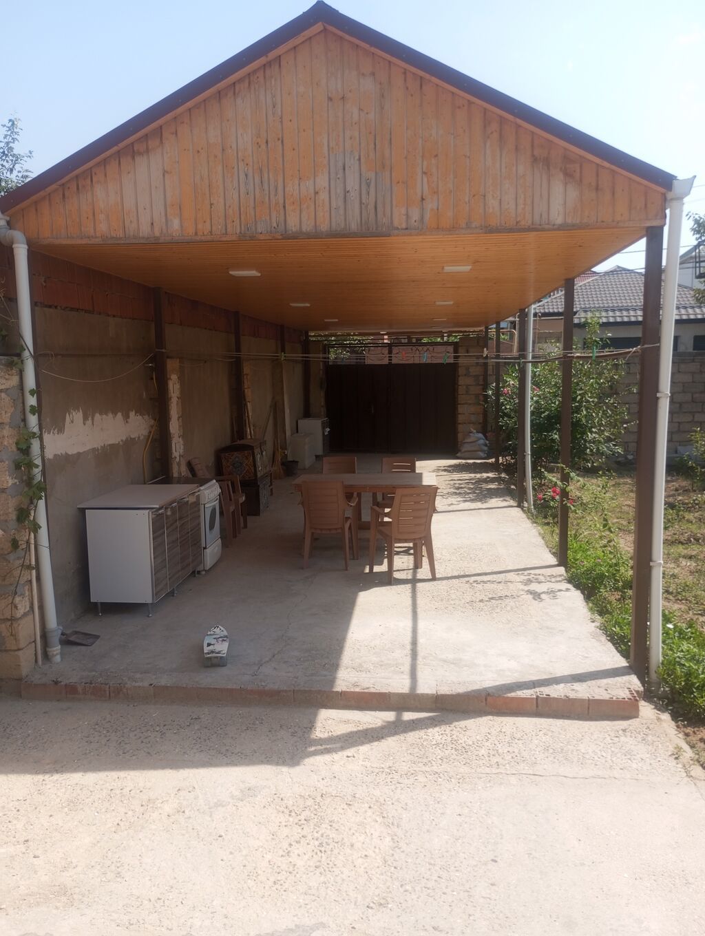 90 kv. m, 3 otaqlı, Artezian quyusu, Telefon, İnternet