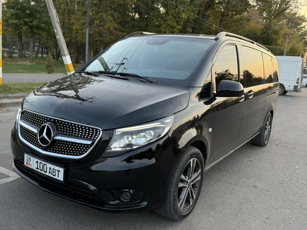 Mercedes-Benz V-Class: 2020 г., 2 л, Автомат, Бензин, Минивэн: фото 3