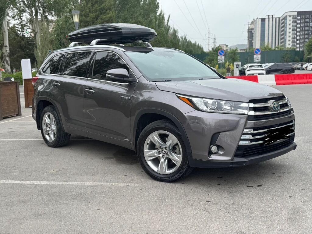 Toyota Highlander: 2018 г., 3.5 л, Гибрид, Кроссовер: фото 3