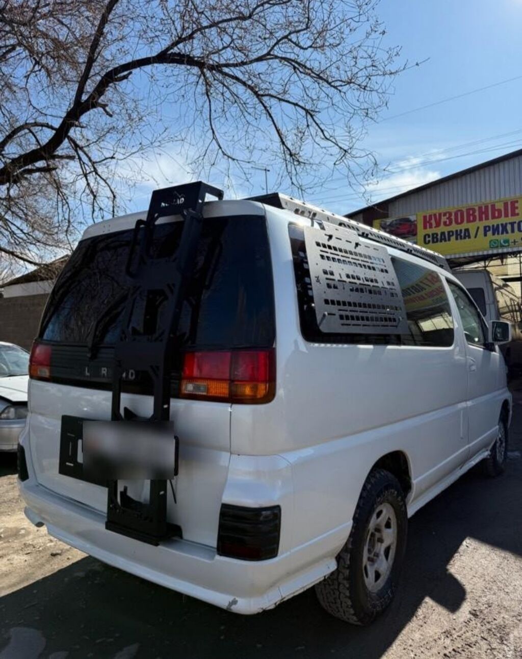 Nissan Elgrand: 1998 г., 3.3 л, Автомат, Бензин, Минивэн: фото 6