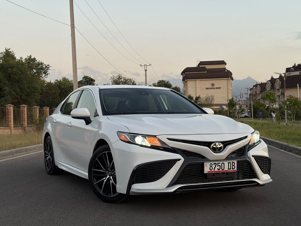 Toyota Camry: 2020 г., Автомат, Бензин, Седан: фото 4
