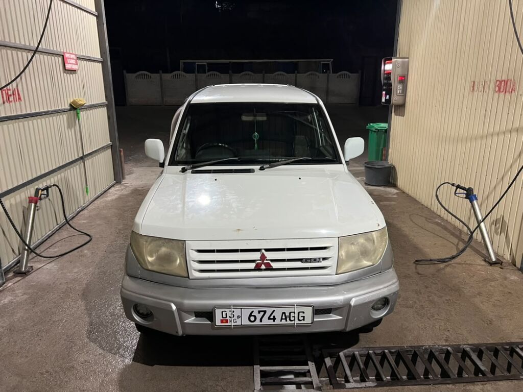 Mitsubishi Pajero iO: 1998 г., 1.8 л, Бензин, Внедорожник: фото 1