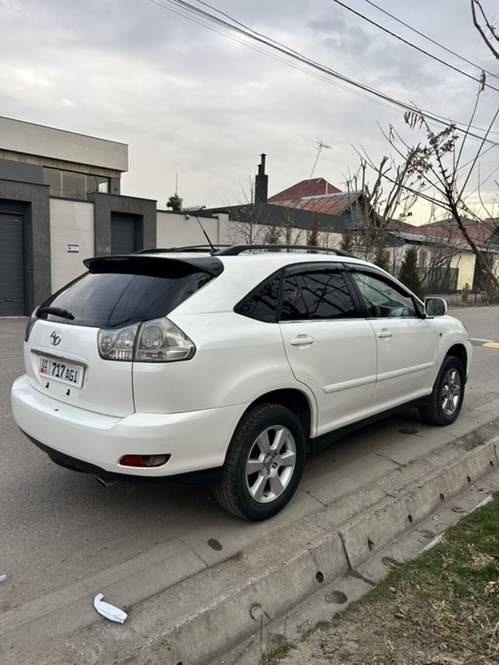 Toyota Harrier: 2003 г., 2.4 л, Автомат, Газ, Кроссовер: фото 3