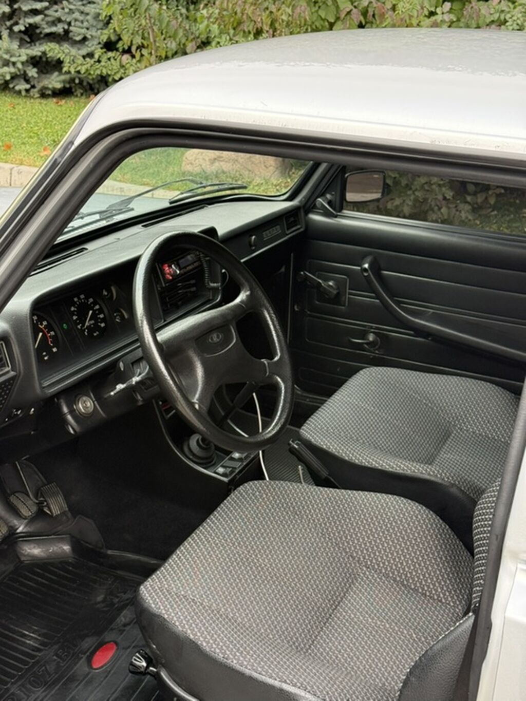 ВАЗ (ЛАДА) 2107: 2011 г., Механика, Бензин, Седан: фото 6