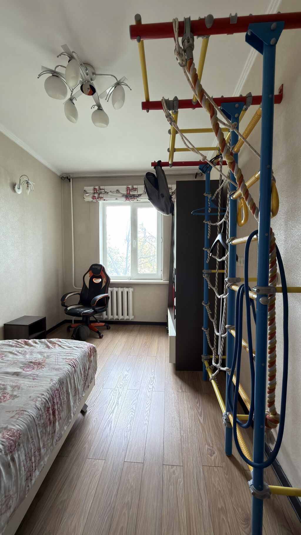3 комнаты, 62 м², 105 серия, 1000 мелочей (Карпинка) 105 серия, 4 этаж, Евроремонт: фото 3