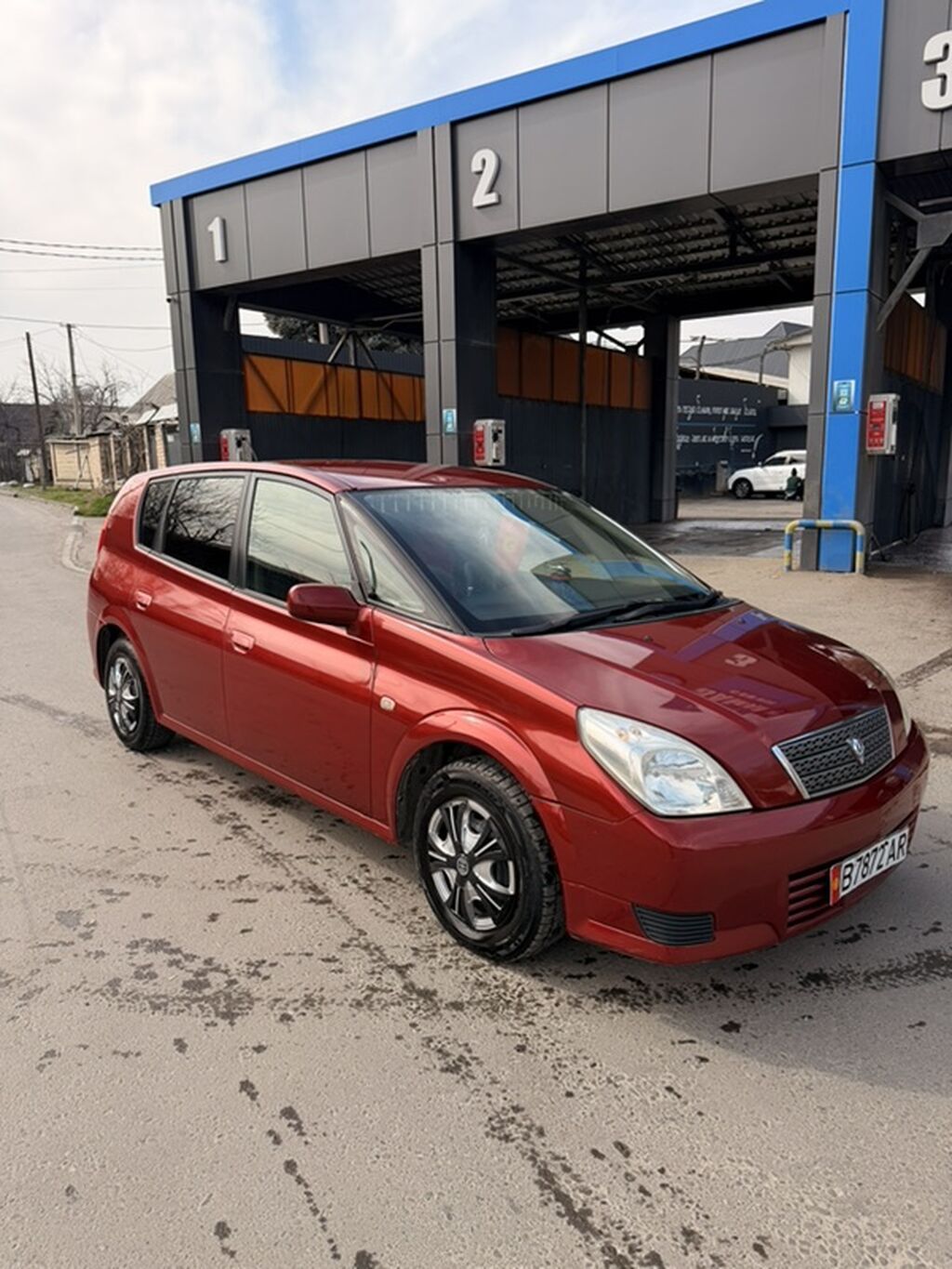 Toyota Raum: 2002 г., 1.8 л, Автомат, Бензин, Хэтчбэк: фото 2