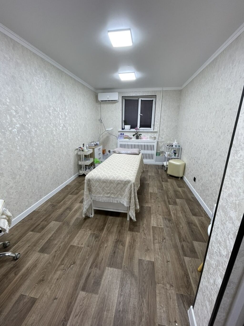 Сдаю Отдельный кабинет, 22 м², С ремонтом, Первая линия, С отдельным входом, С отдельным санузлом