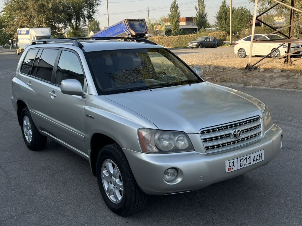 Toyota Highlander: 2002 г., 3 л, Автомат, Газ, Кроссовер: фото 2