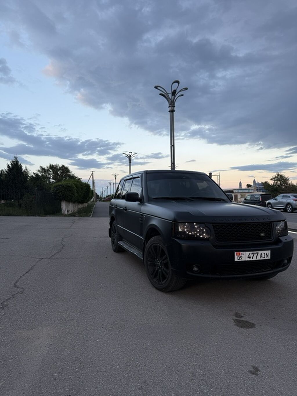 Land Rover Range Rover: 2012 г., 5 л, Автомат, Бензин, Внедорожник: фото 3