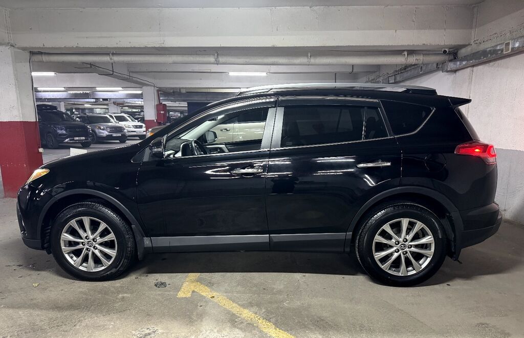 Toyota RAV4: 2018 г., 2.5 л, Автомат, Бензин, Кроссовер: фото 5