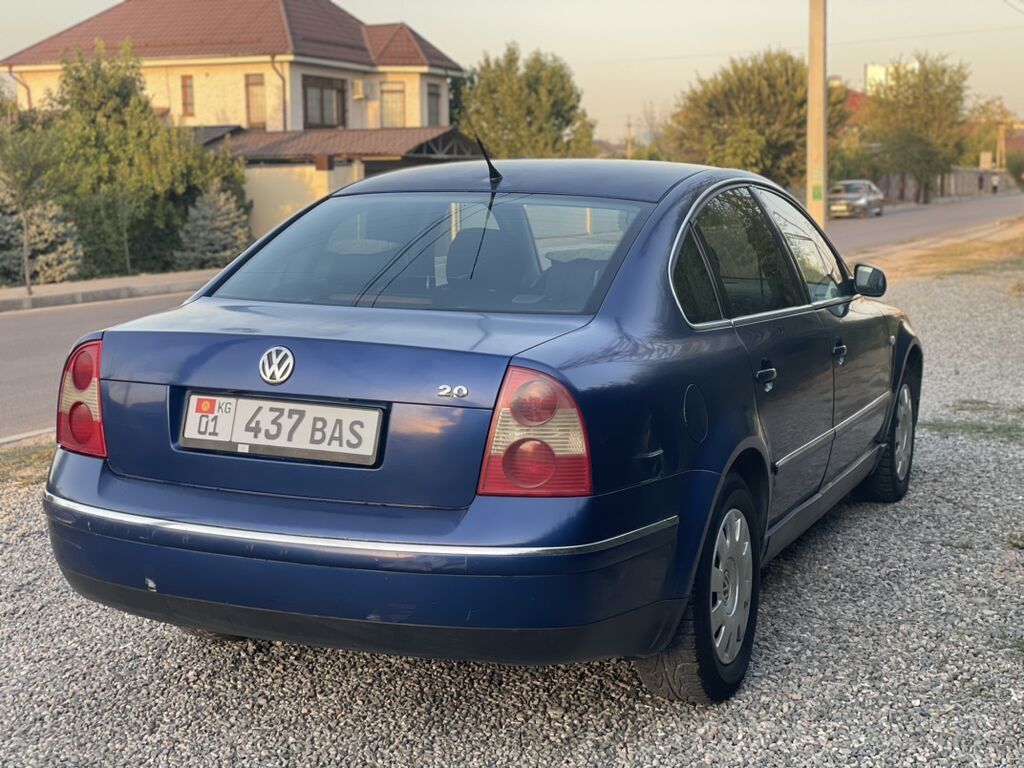 Volkswagen Passat: 2003 г., 2 л, Механика, Бензин, Седан: фото 7