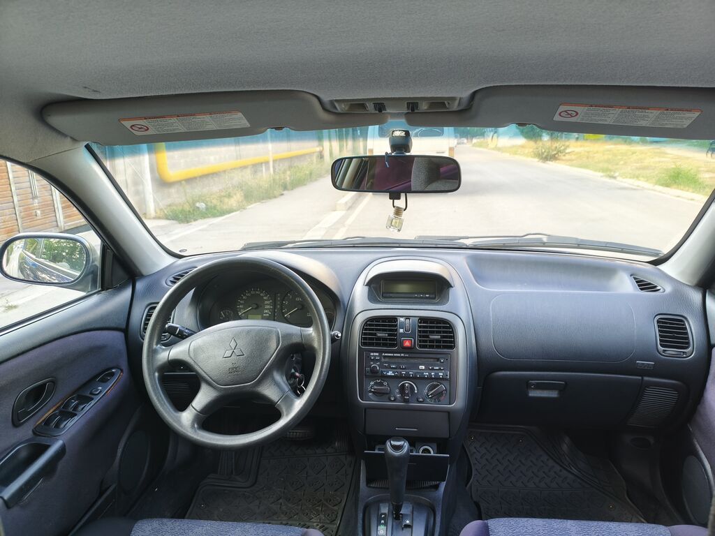 Mitsubishi Carisma: 2004 г., 1.8 л, Автомат, Бензин, Лифтбек: фото 6