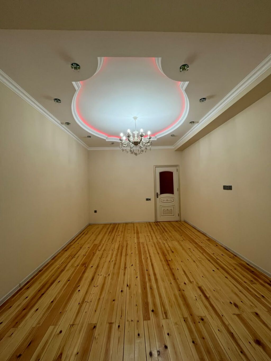 3 otaqlı, Yeni tikili, 94 kv. m