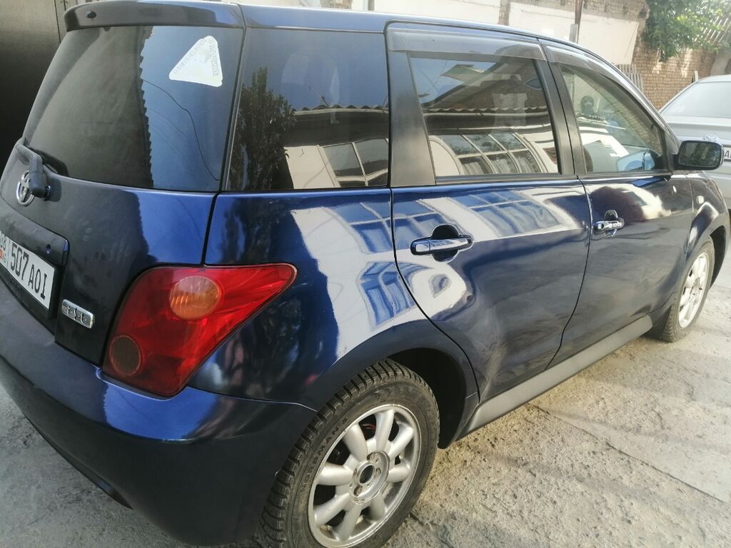 Toyota Ist: 2002 г., 1.3 л, Автомат, Бензин, Хэтчбэк: фото 6