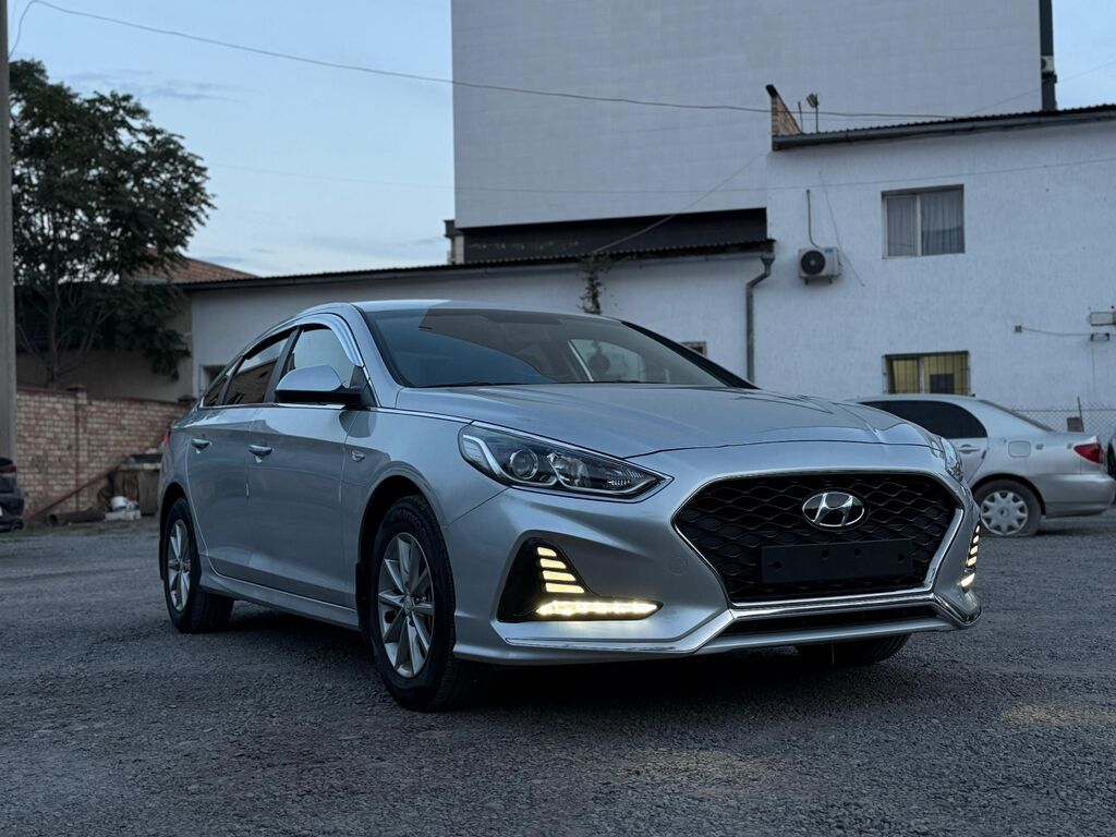 Hyundai Sonata: 2019 г., 2 л, Автомат, Газ, Седан: фото 2