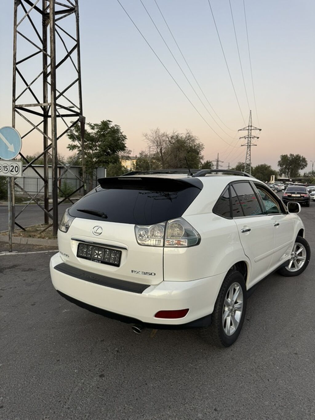 Lexus RX: 2008 г., 3.5 л, Автомат, Бензин, Кроссовер: фото 3