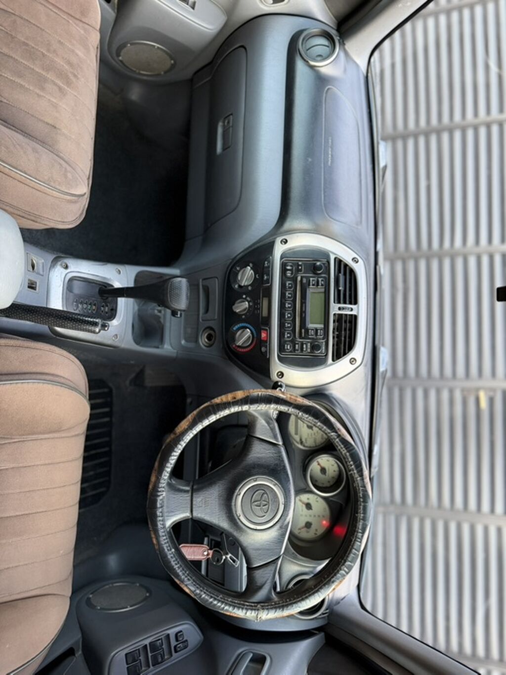 Toyota RAV4: 2002 г., 2 л, Автомат, Бензин, Кроссовер: фото 8