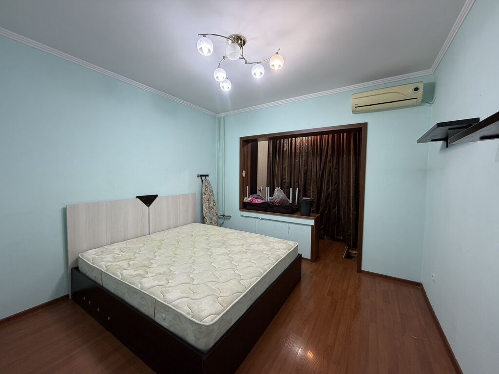 3 комнаты, 63 м², Дордой Плаза ТРЦ 105 серия, 1 этаж: фото 7