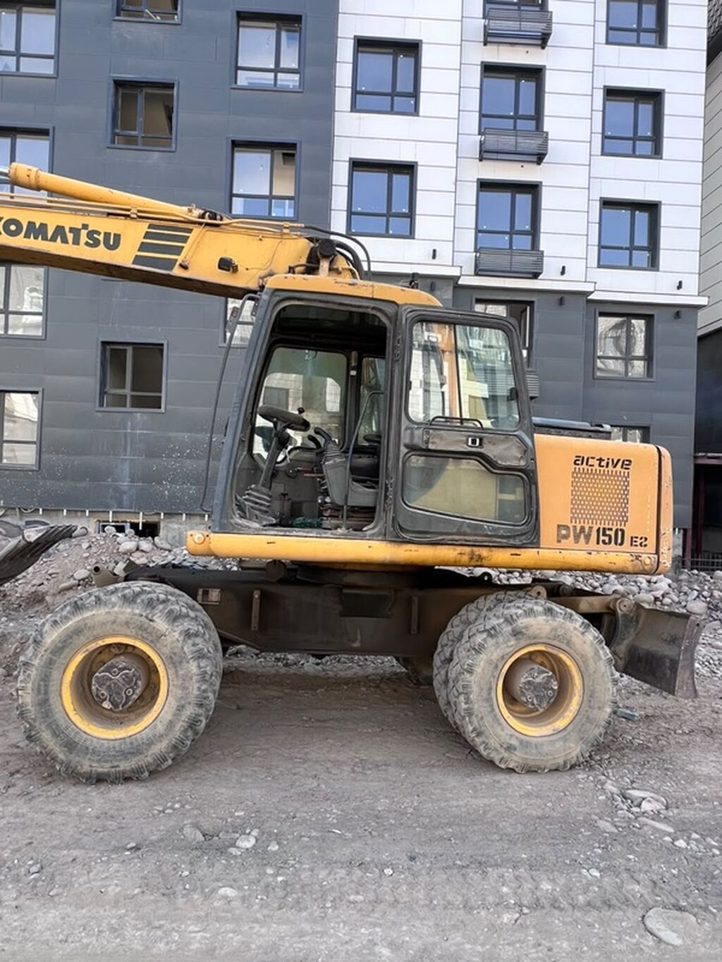 Экскаватор, Komatsu, 2000 г., Колесный: фото 1