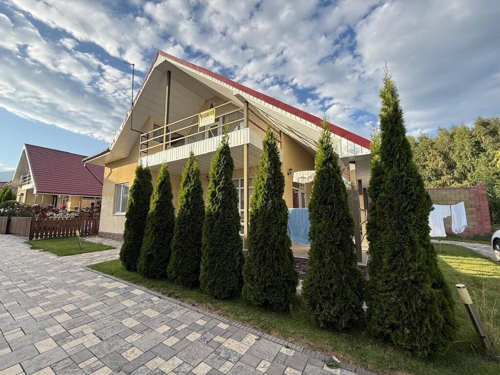 Продаётся коттедж 200 кв, красная книга 3,7 сотки на территории: фото 2