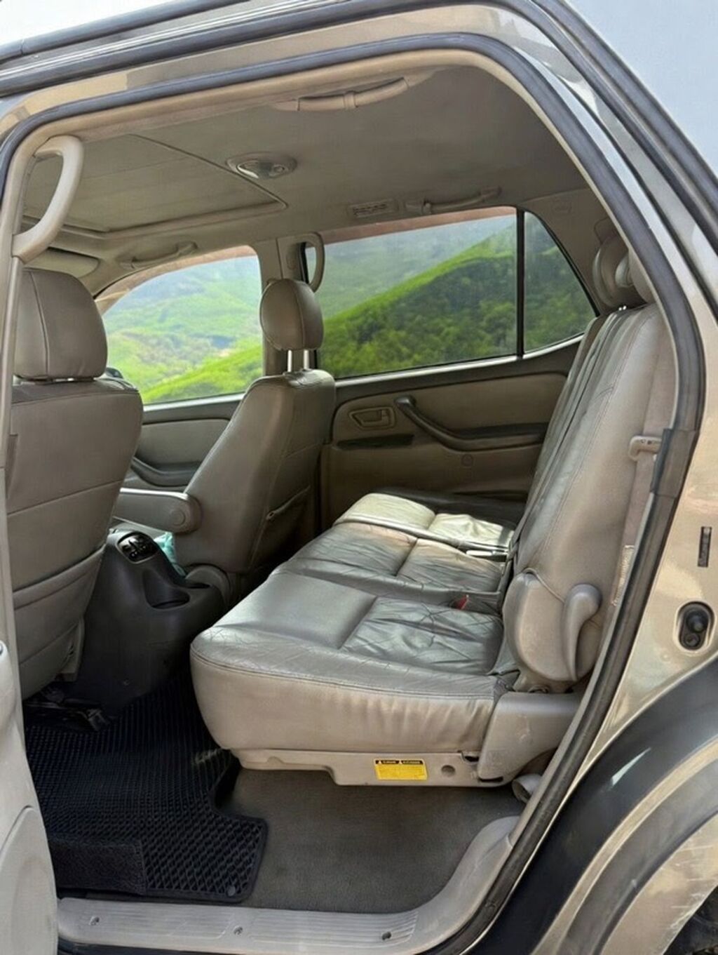 Toyota Sequoia: 2005 г., 4.7 л, Автомат, Бензин, Внедорожник: фото 5