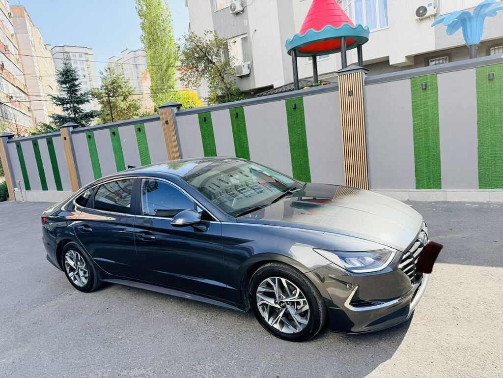 Hyundai Sonata: 2021 г., 2 л, Автомат, Газ, Седан: фото 3