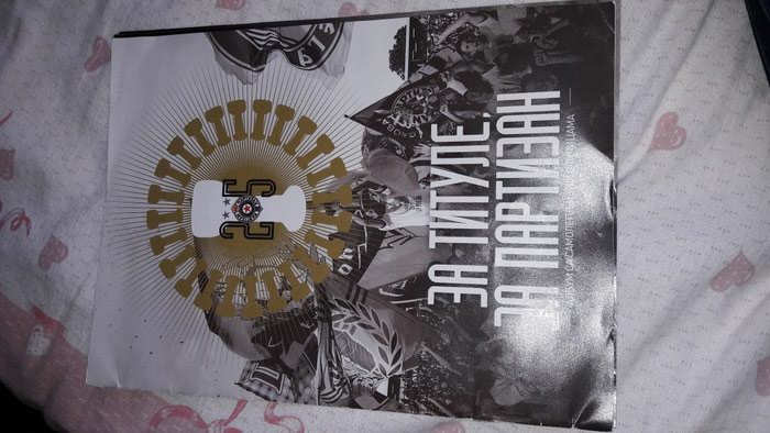 Ostalo: Albumcic PARTIZAN popunjen nekih 80% slicicama akcijaaa 800dinara. na lalafo.rs Albumcic PARTIZAN popunjen nekih 80% slicicama akcijaaa 800dinara. - Kraljevo