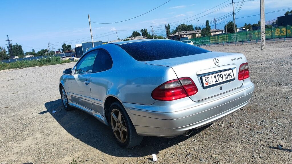 Mercedes-Benz CLK-Class: 2000 г., 2 л, Автомат, Бензин, Купе: фото 4
