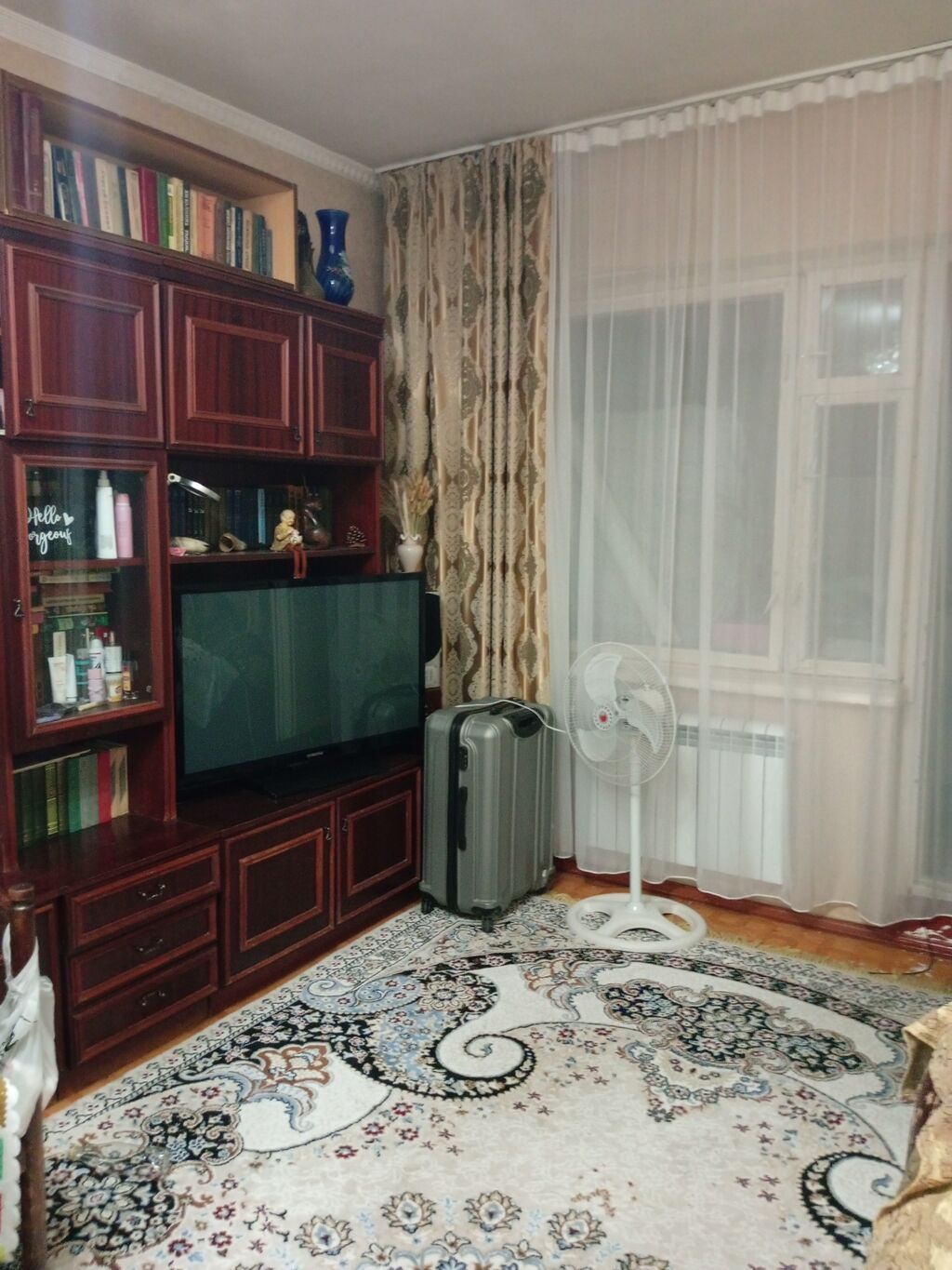 Продам комплект корпусной мебели для гостиной/спальни в классическом: фото 3