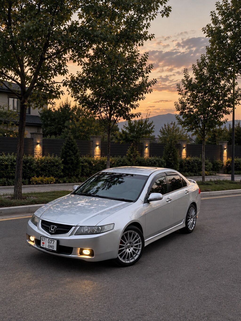 Honda Accord: 2003 г., 2.4 л, Автомат, Газ, Седан: фото 1