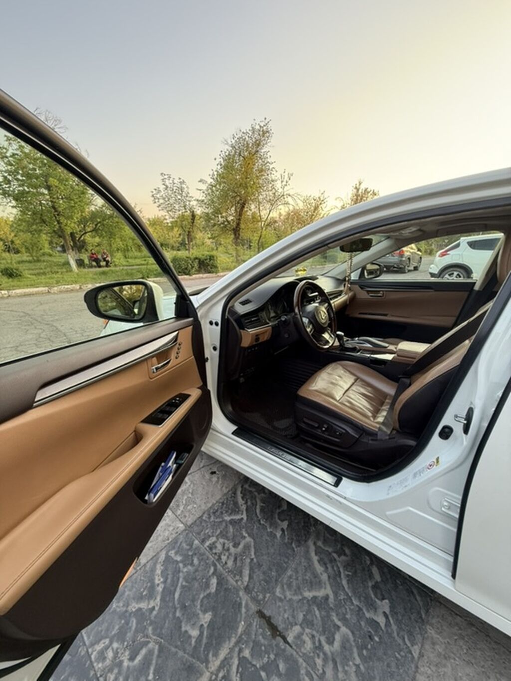 Lexus ES: 2017 г., 3.5 л, Автомат, Бензин, Седан: фото 5