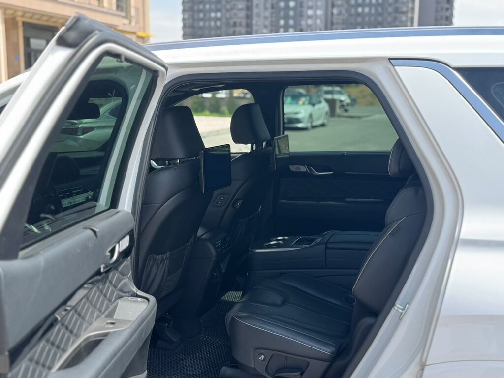 Hyundai Palisade: 2021 г., 2.2 л, Автомат, Дизель, Кроссовер: фото 3
