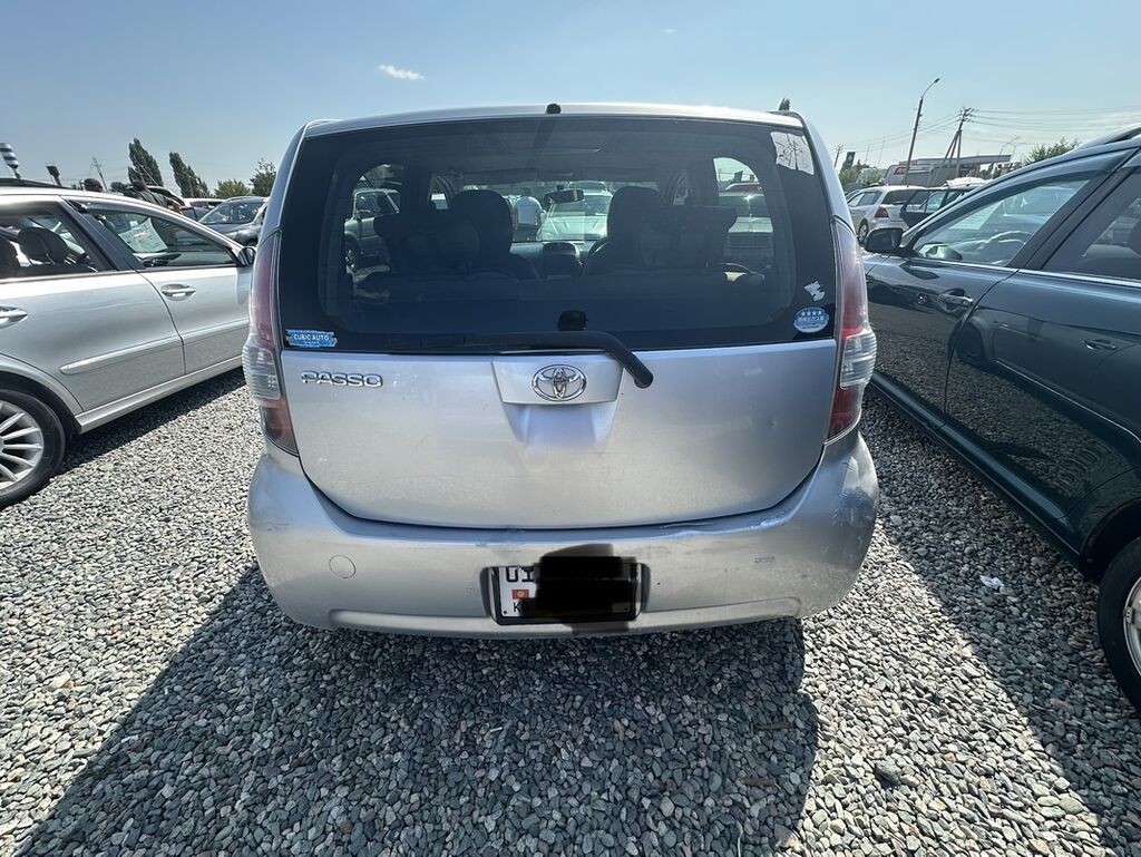 Toyota Passo: 2005 г., 1 л, Автомат, Бензин, Хэтчбэк: фото 5