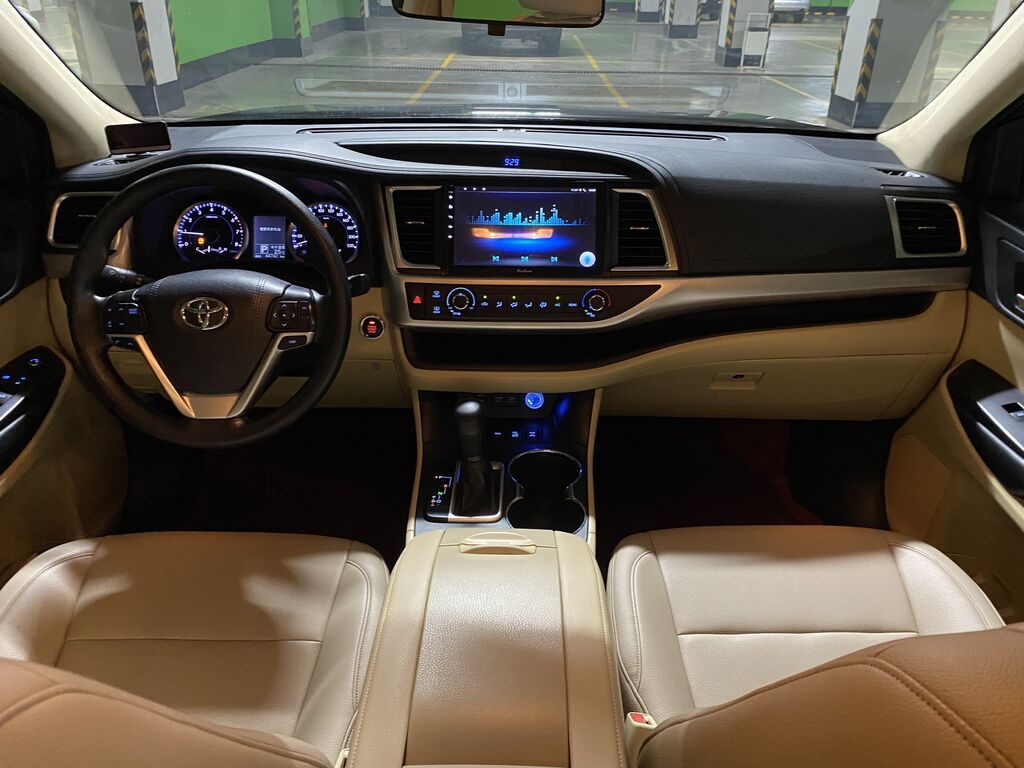 Toyota Highlander: 2020 г., 2 л, Автомат, Бензин: фото 7