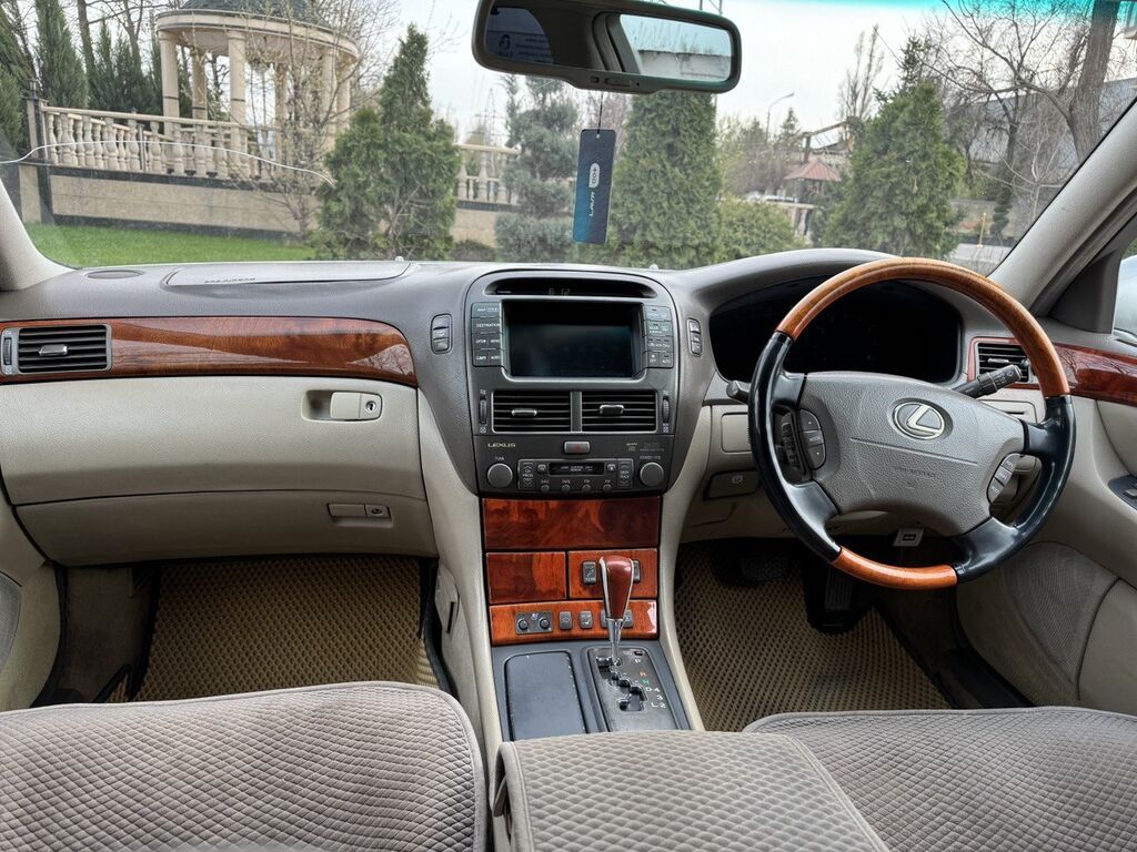 Lexus IS: 2001 г., 4.3 л, Автомат, Бензин, Седан: фото 6