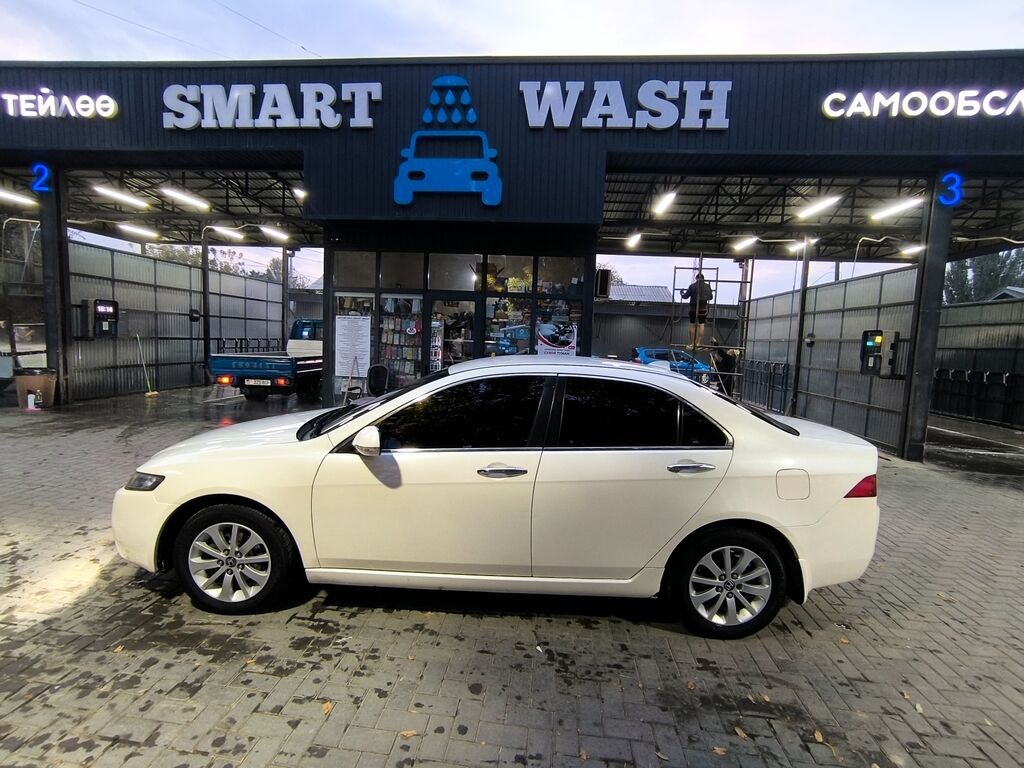 Honda Accord: 2004 г., 2 л, Автомат, Бензин, Седан: фото 4