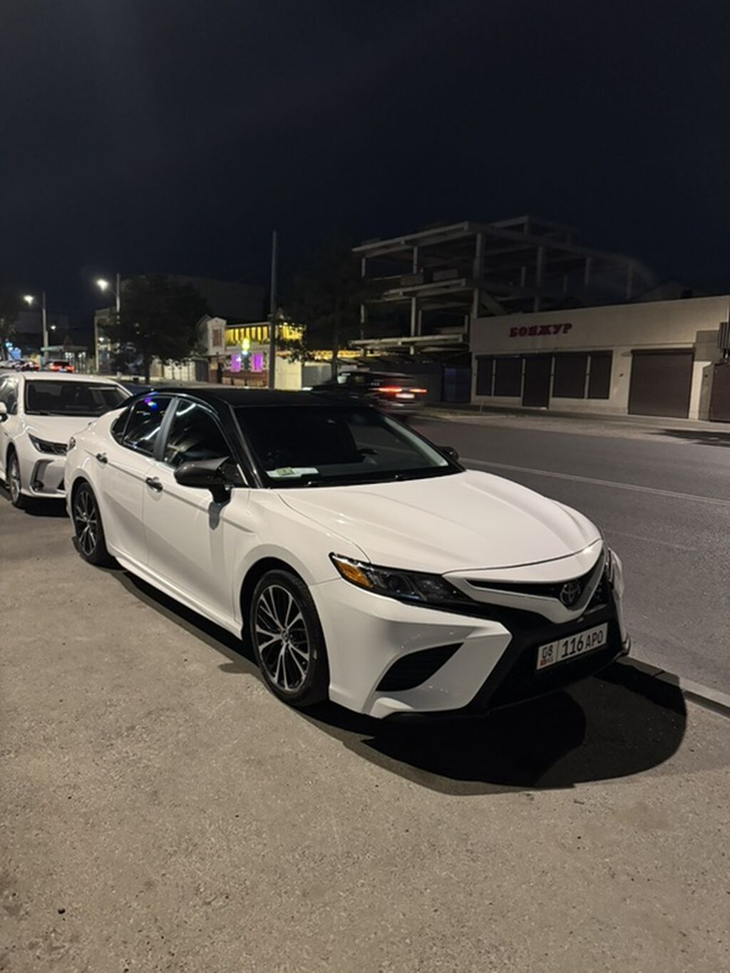 Toyota Camry: 2018 г., 2.5 л, Автомат, Бензин, Седан: фото 5