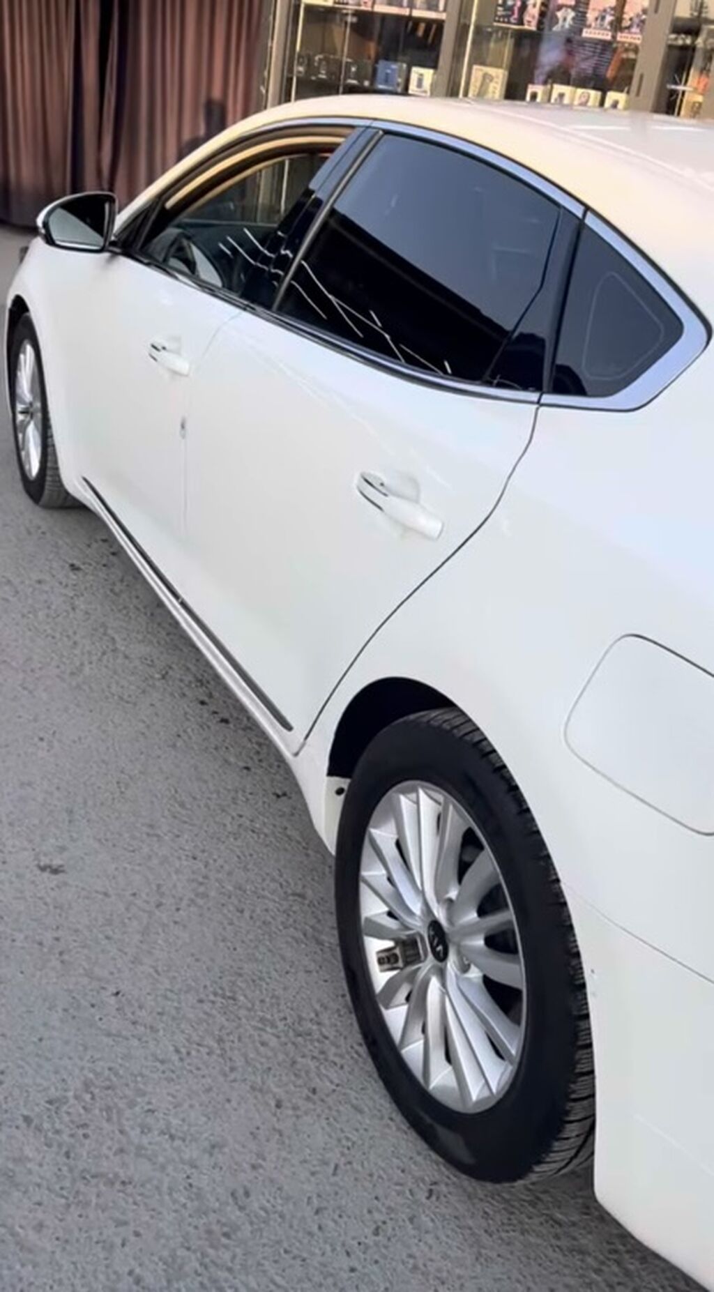 Kia K7: 2020 г., 3 л, Автомат, Газ, Седан: фото 1