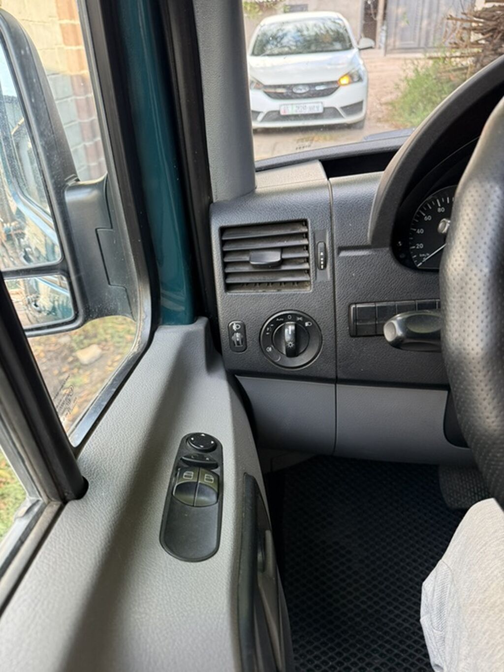 Mercedes-Benz Спринтер: 2007 г., 2.2 л, Автомат, Дизель, Фургон: фото 8