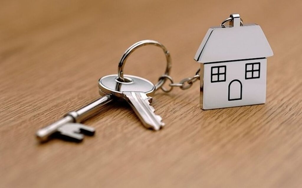 3 комнаты, 57 м², Киргизия 1 Индивидуалка, Старый ремонт: фото 2