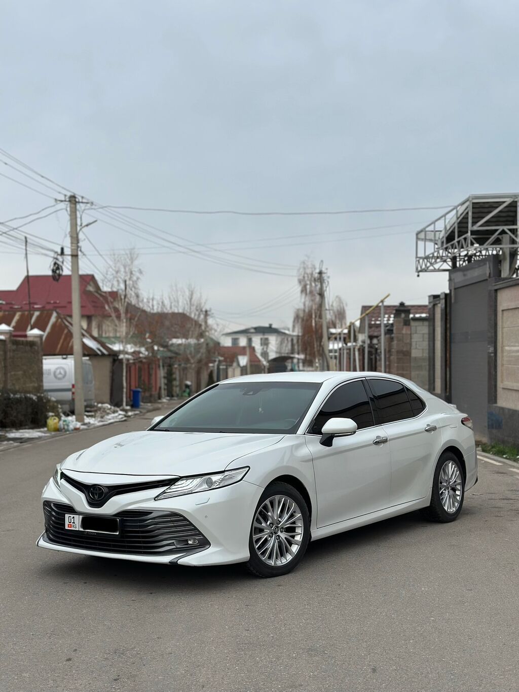 Toyota Camry: 2019 г., 3.5 л, Автомат, Бензин, Седан: фото 2