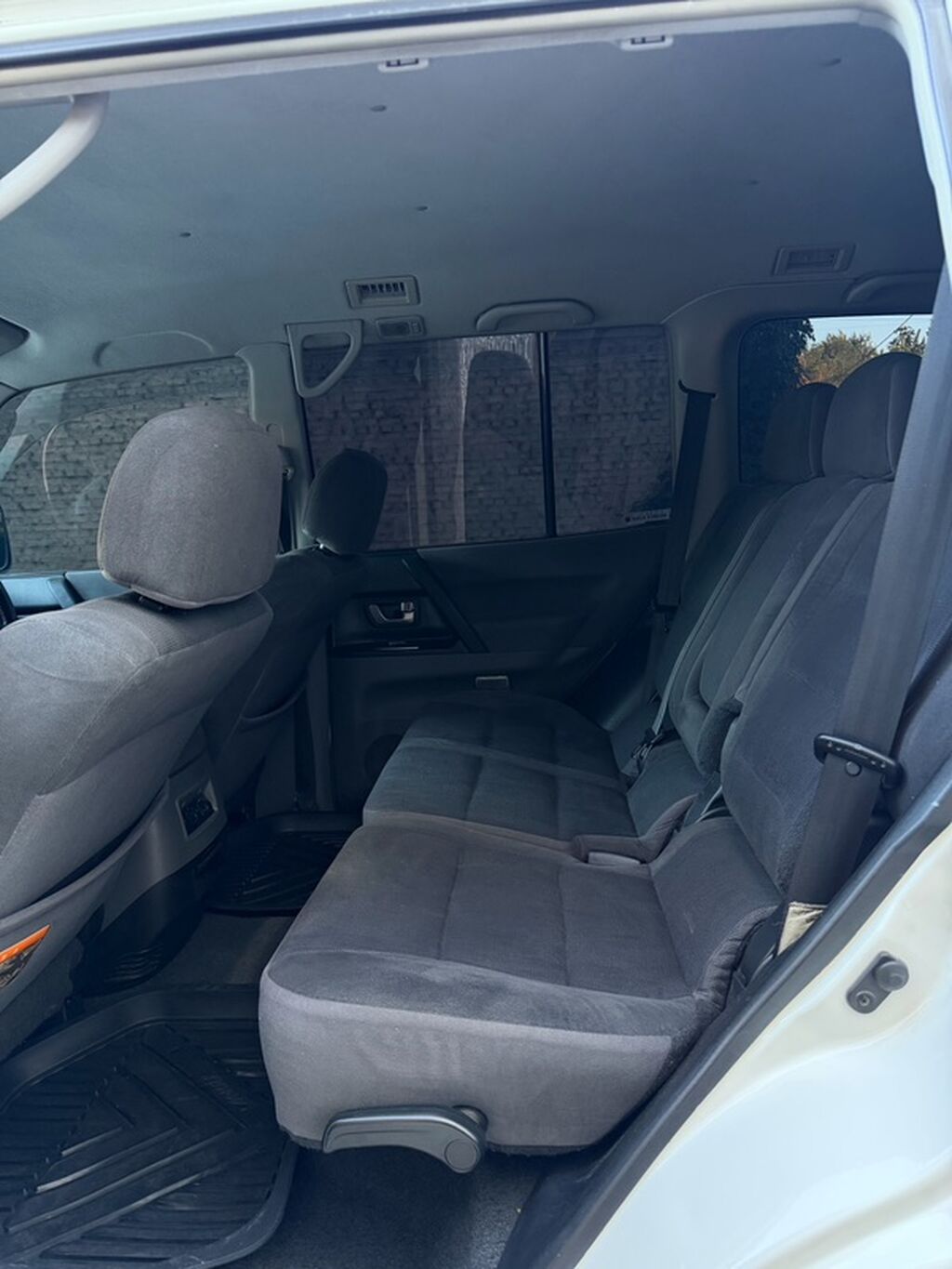 Mitsubishi Pajero: 2003 г., 3 л, Автомат, Бензин, Внедорожник: фото 6