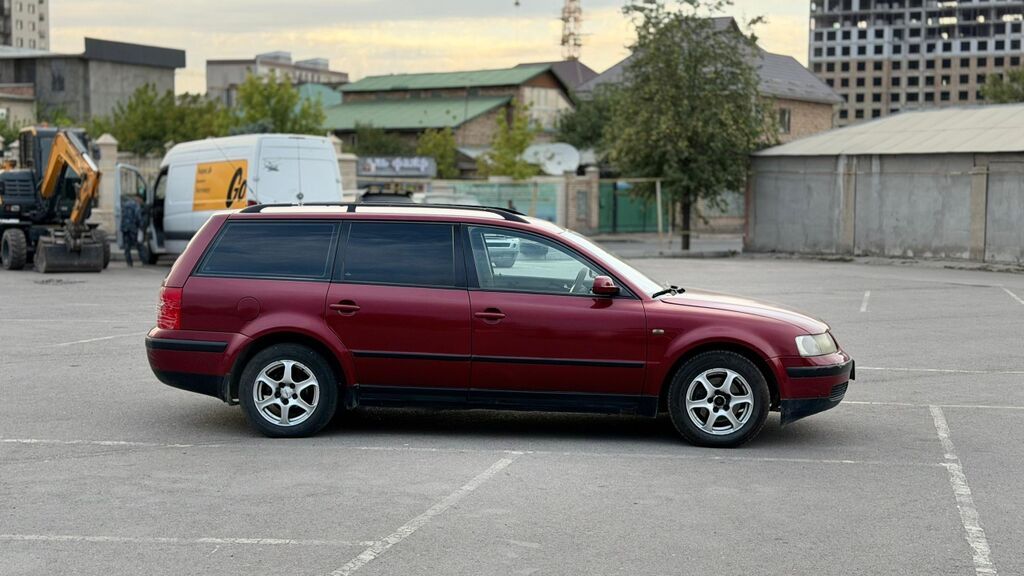 Volkswagen Passat: 1999 г., 2.3 л, Автомат, Бензин, Универсал: фото 6